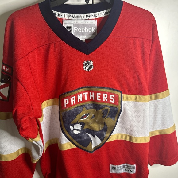 Reebok Red and Navy NHL Jersey - Picture 1 of 6